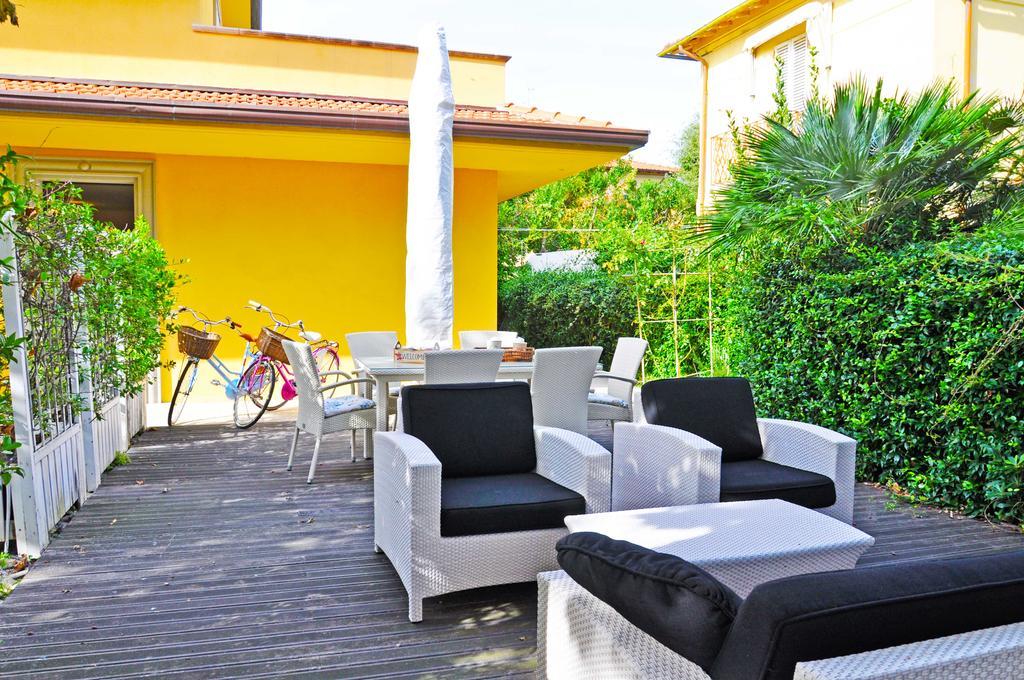 Holiday Apartments Fiumetto Marina di Pietrasanta Bagian luar foto