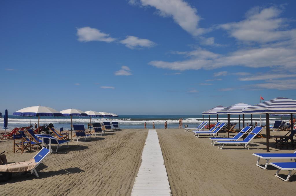 Holiday Apartments Fiumetto Marina di Pietrasanta Bagian luar foto
